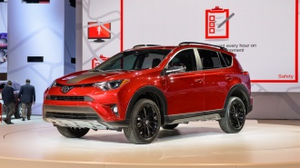 Новую TOYOTA RAV4 2018-2019 представили в Лос-Анджелесе